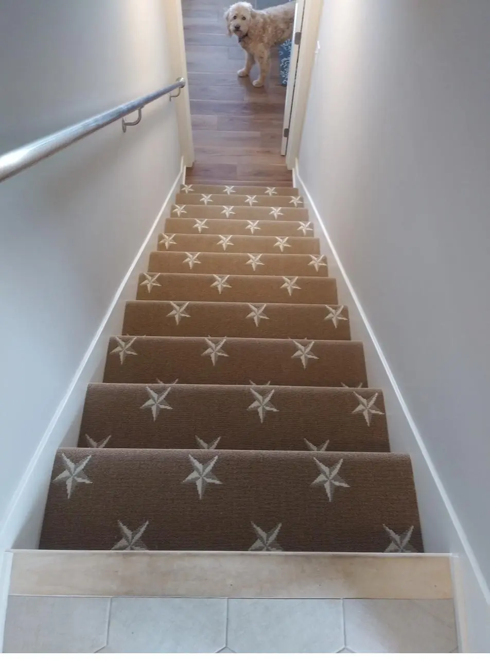 Star-pattern runner — upper stairs, installed by QFI