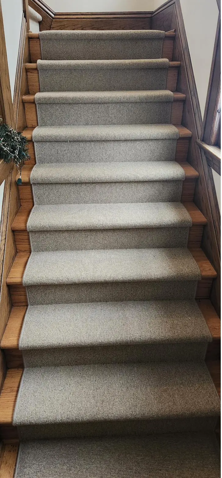 Gray runner — straight view, installed by QFI